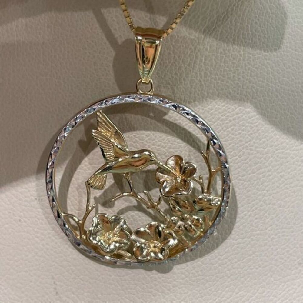 14kt Two-Tone Gold Hummingbird Pendant NWT with chain